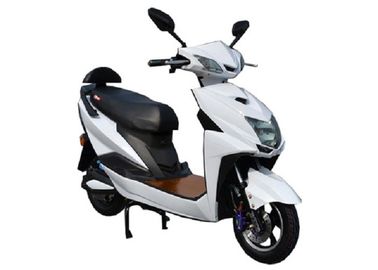 Çin Anti Patinaj Lastik Elektrikli Motosiklet Scooter Düşük Güç Tüketimi Moped 45km / H Maksimum Hız Tedarikçi